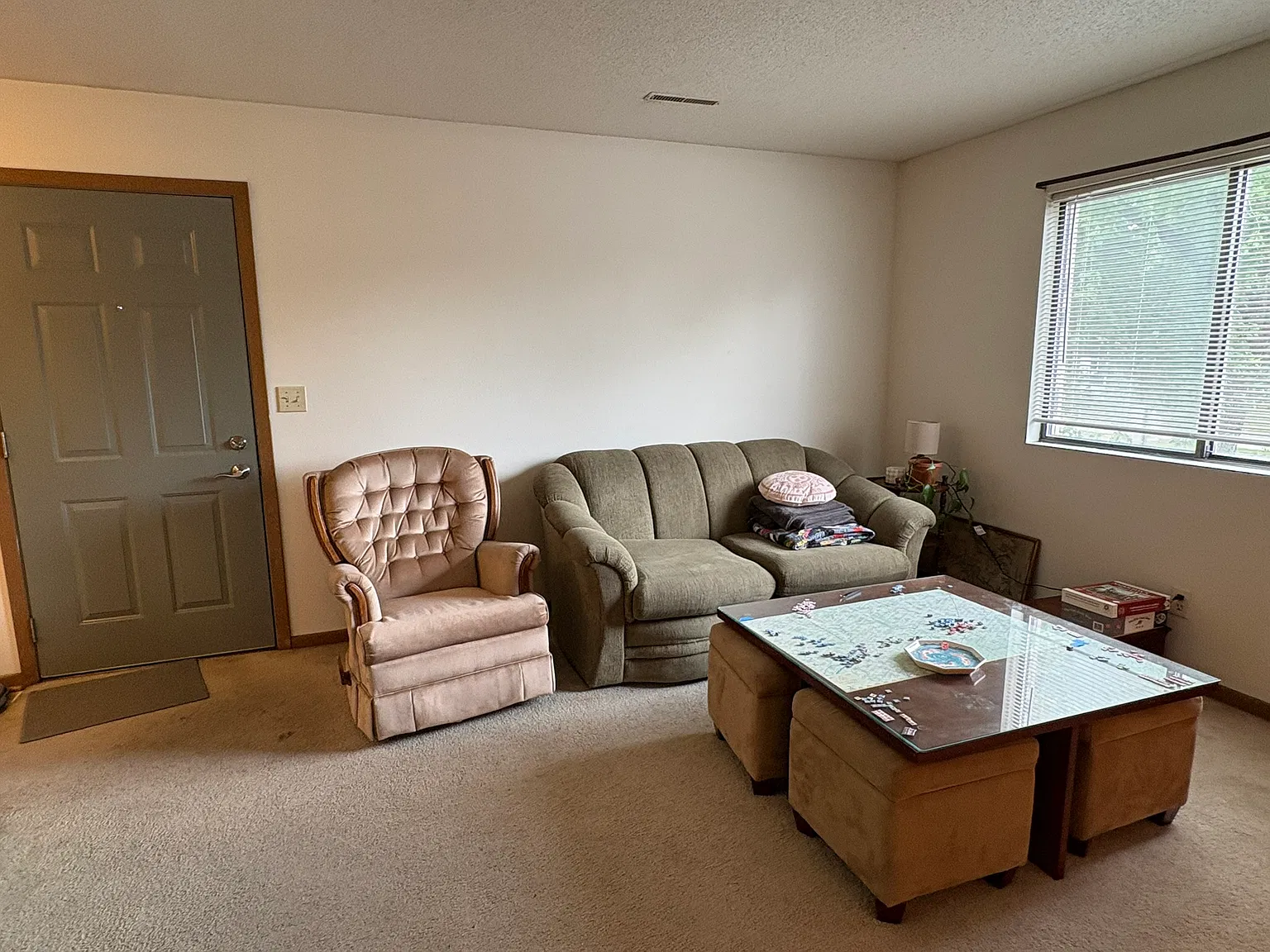 2 bed, 765 sqft, $1,280 — Photo 3