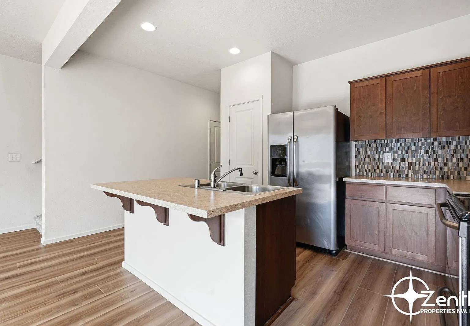3 bed, 2.5 bath, 1540 sqft, $1,995 — Photo 1