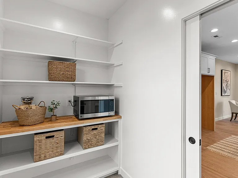 2908 Genesis Dr — Photo 22