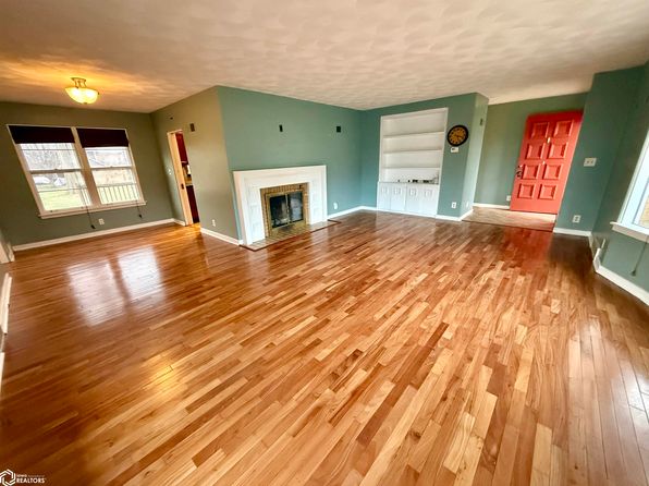 111 Concord Dr, Burlington, IA 52601