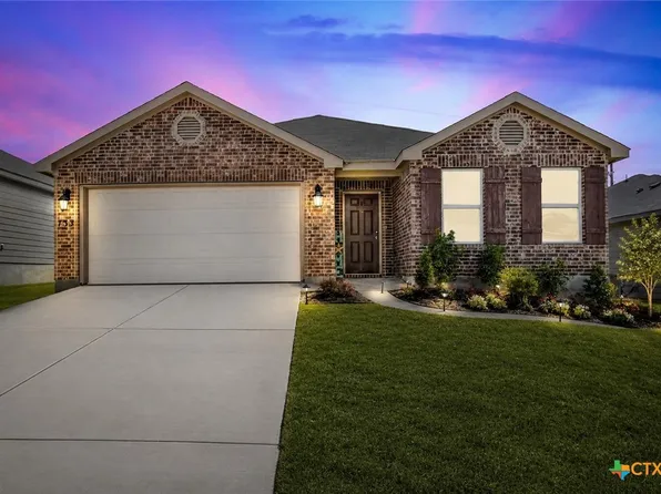 733 Peak Pl, Seguin, TX 78155