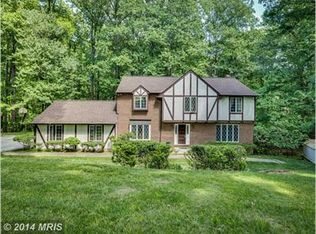 17 Woodsmen Ct, Reisterstown, MD 21136
