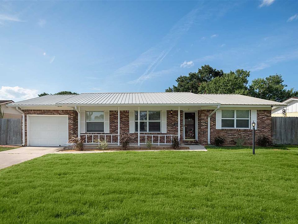 1st image of 41 Sea Park Dr