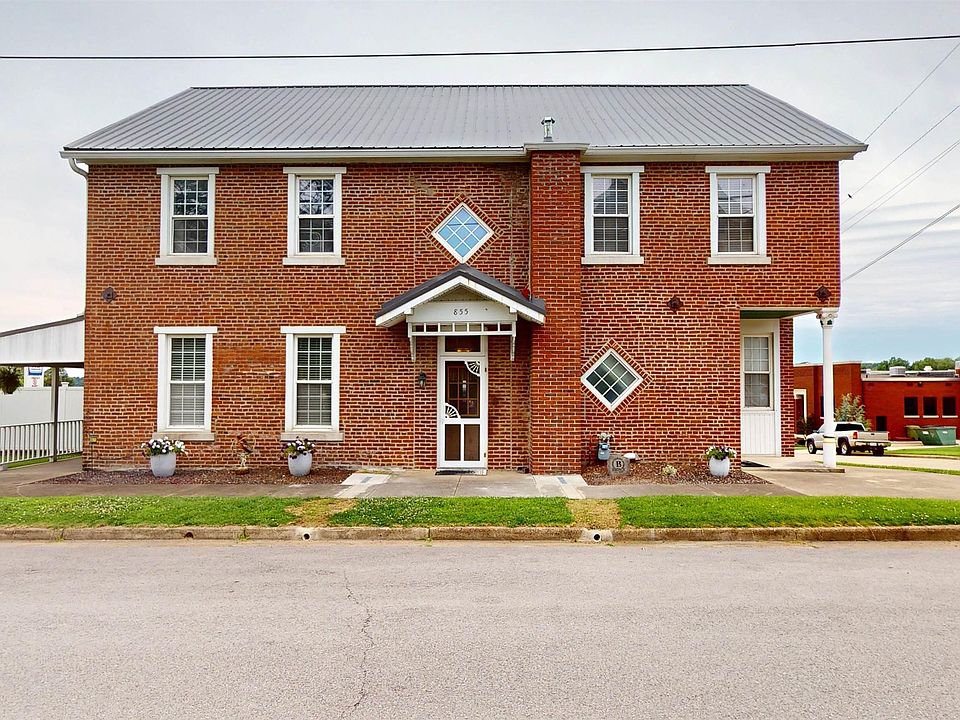 1st image of 855 Maryland St