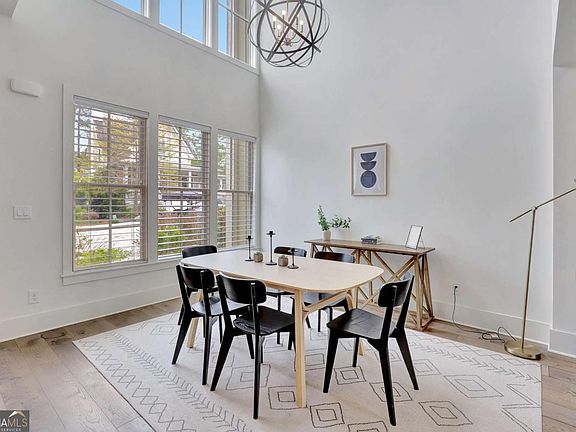 5th image of 11189 Serenbe Ln