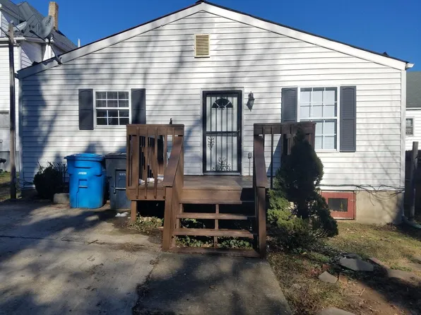 812 Staunton Ave NW #812, Roanoke, VA 24016