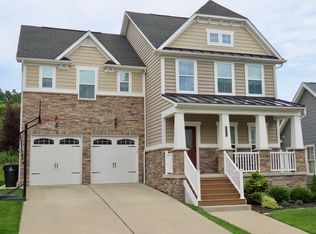 208 Boardwalk Dr, Cranberry Township, PA 16066