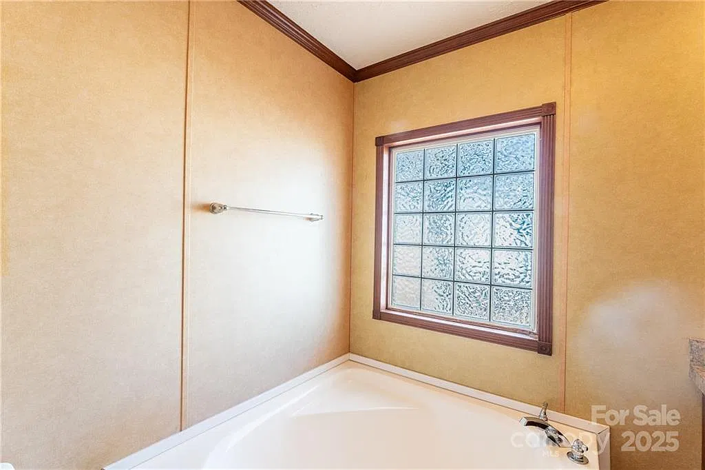 2 bed, 952 sqft, $1,099 — Photo 4