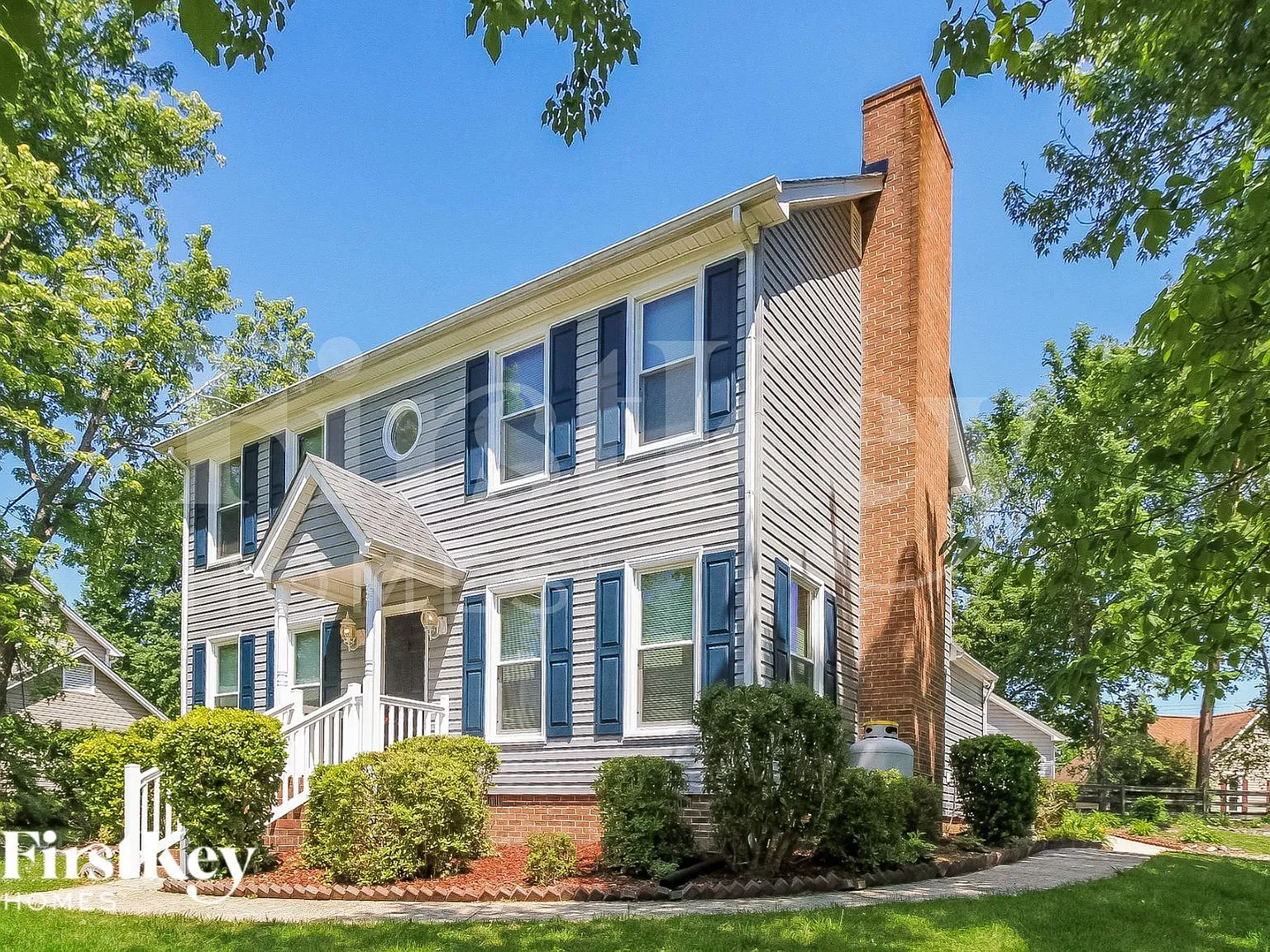 3 bed, 2.5 bath, 1683 sqft, $2,180 — Photo 2