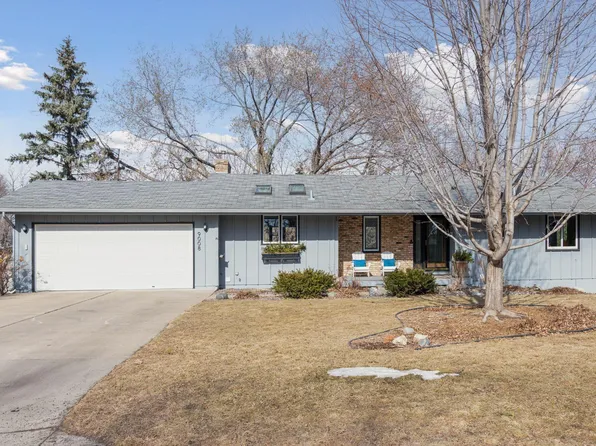 9008 44th Cir N, New Hope, MN 55428