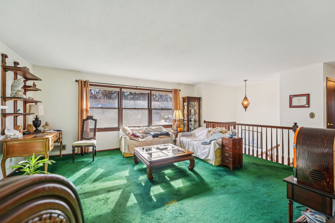 next background image