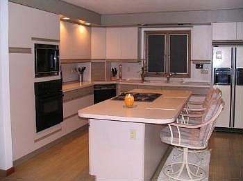 2nd image of 1428 Candlewycke Dr