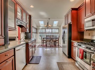 57 Brewster Dr, Ivyland, PA 18974
