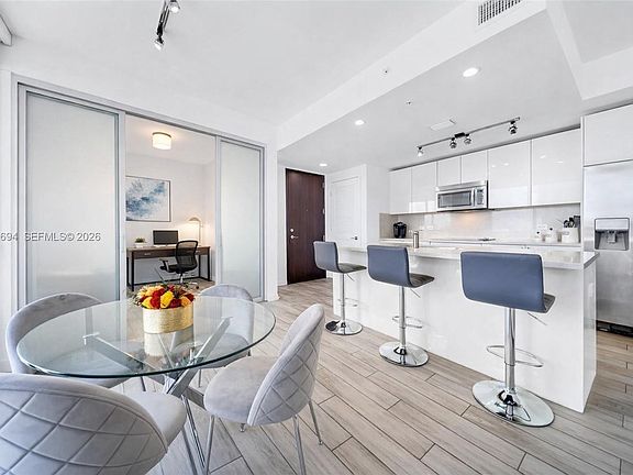 5th image of 999 SW 1st Ave APT 1903