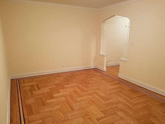 4th image of 265 Quentin Rd #C4