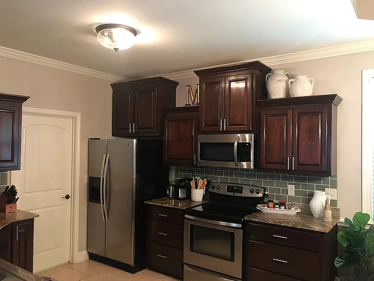 801 Wesley Ave — Photo 10