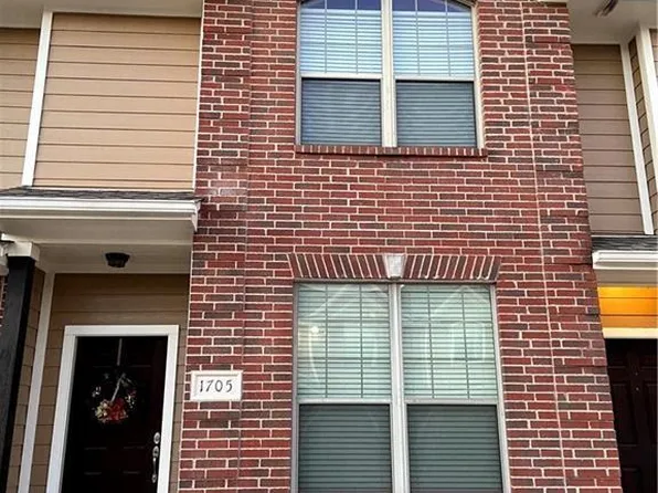 1000 Spring Loop APT 1705, College Station, TX 77840