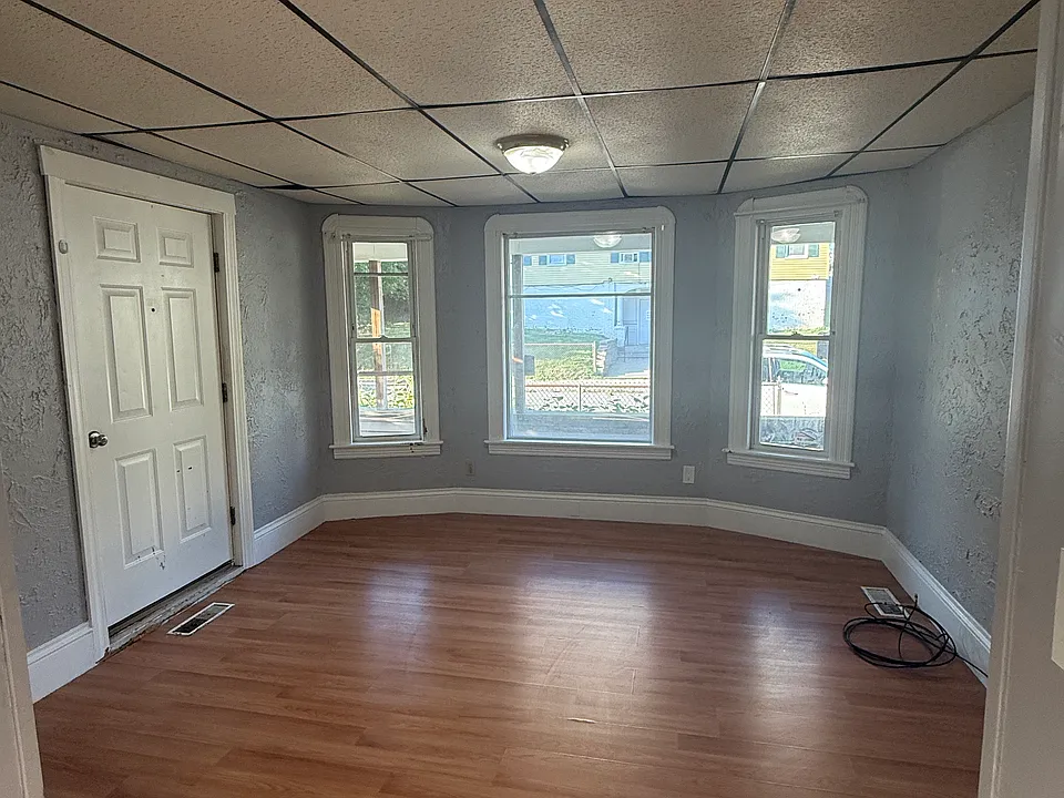 17 Duxbury Rd #1