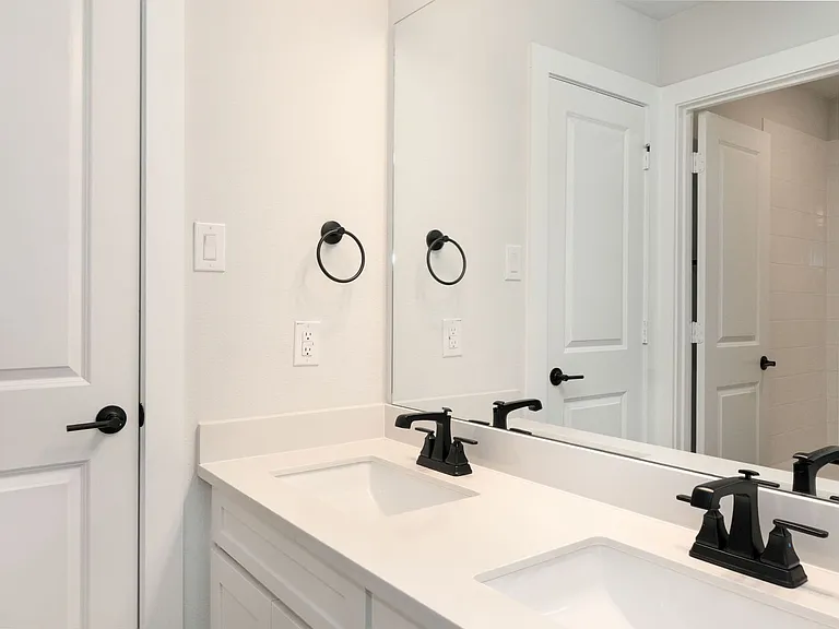 1609 Whisperwood Way — Photo 29