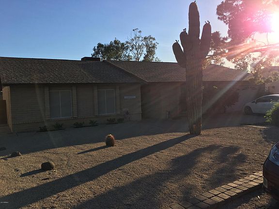 2nd image of 1027 E Village Circle Dr S