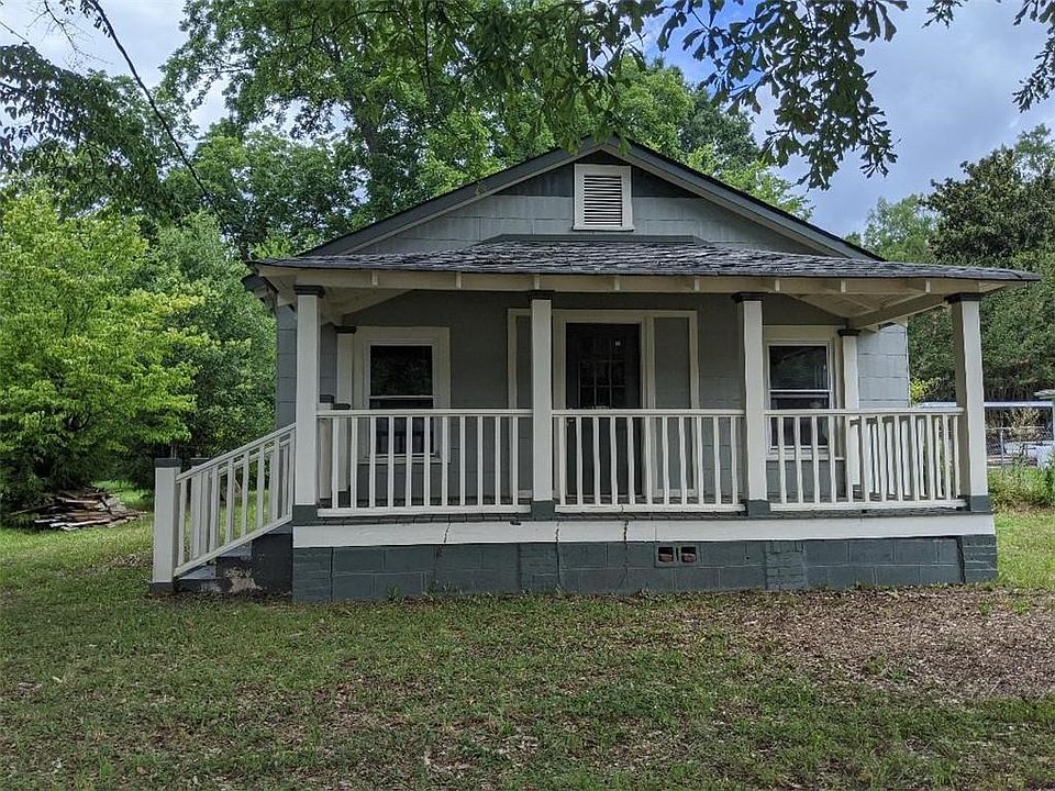 2nd image of 1015 East Ave