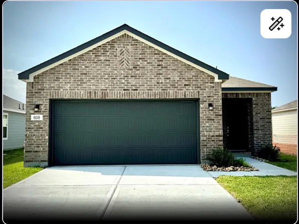 808 Westpointe Dr, Dayton, TX 77535