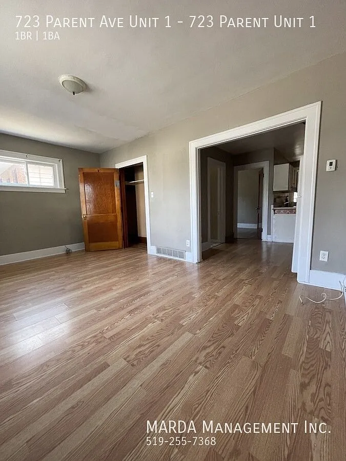 Cozy 1 Bed/1 Bath Main Floor + Hydro & Gas — Photo 1