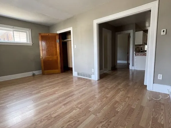 723 Parent Ave Unit 1, Windsor, ON N9A 2C6