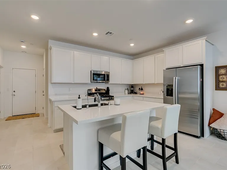 1535 Maria Crossing Ave — Photo 17