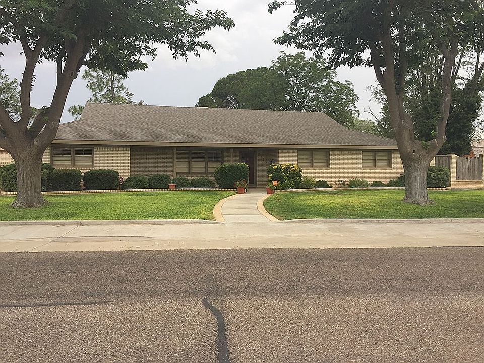 1st image of 3113 Deering Dr