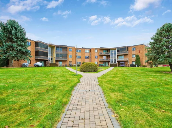 5430 Three Points Blvd APT 121, Mound, MN 55364