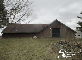 14251 Hoxie Rd, Addison, MI 49220