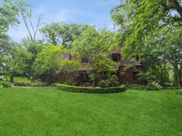 225 Foster Dr, Des Moines, IA 50312