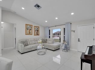 221 NE 23rd Ave, Cape Coral, FL 33909