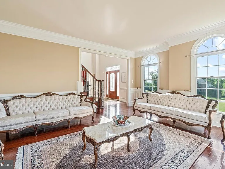 15000 Barlow Dr — Photo 7