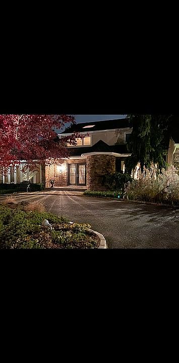 1st image of 14 Clearmeadow Ln