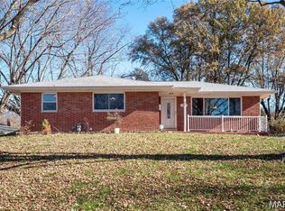 36 Berrywood Dr, Swansea, IL