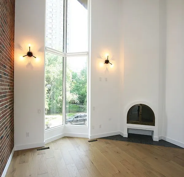 48 McGill St — Photo 19