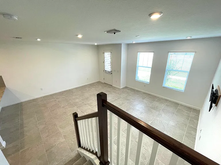 2125 Emil Jahna Rd — Photo 9