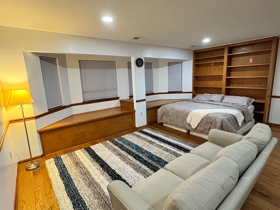 10441 Gray Fox Way