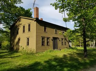 251 Station Rd, Hebron, ME 04238