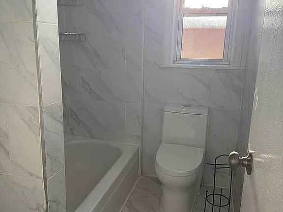 3rd image of 2702 Astoria Blvd APT 3
