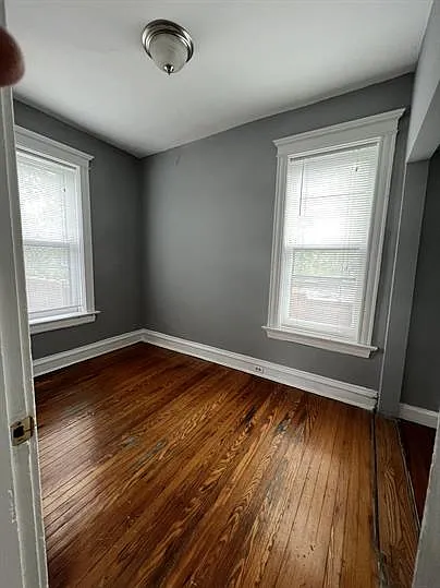 6041 Waterman Blvd — Photo 1