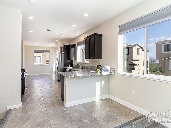 4th image of 2987 Silver River Ln