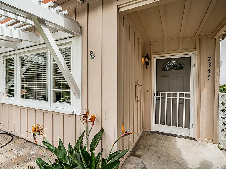 7345 Fay Ave — Photo 2