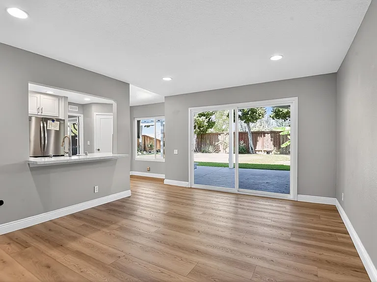 2173 Arbor Cir — Photo 12