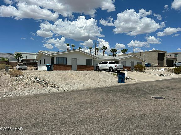 2nd image of 2381 Shorewood Dr