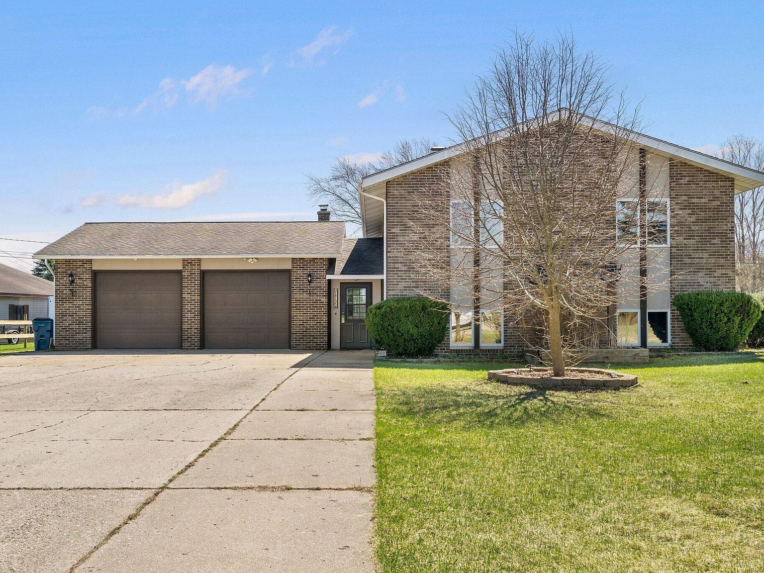 18135 Shamrock Blvd, Big Rapids, MI 49307 Zillow