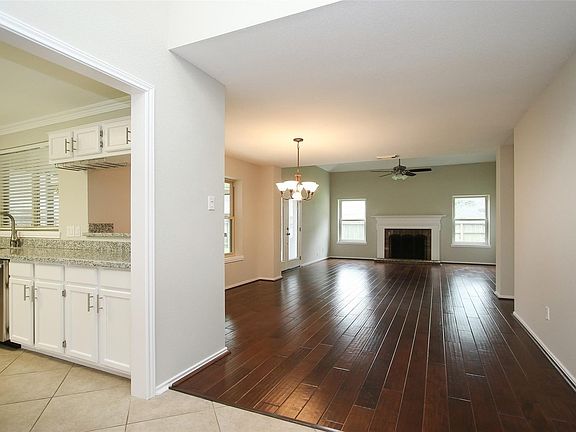 4th image of 14503 Telfair Ct