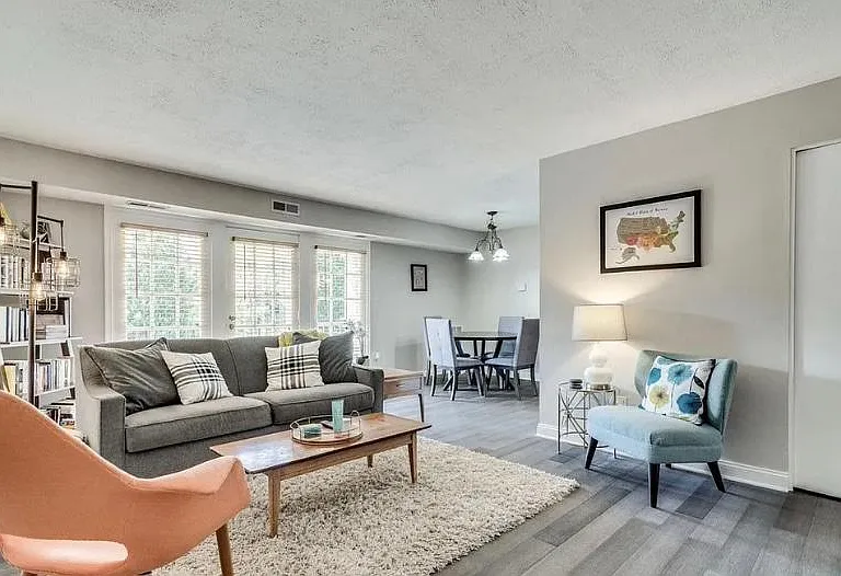 12703 Gordon Blvd #25 — Photo 3